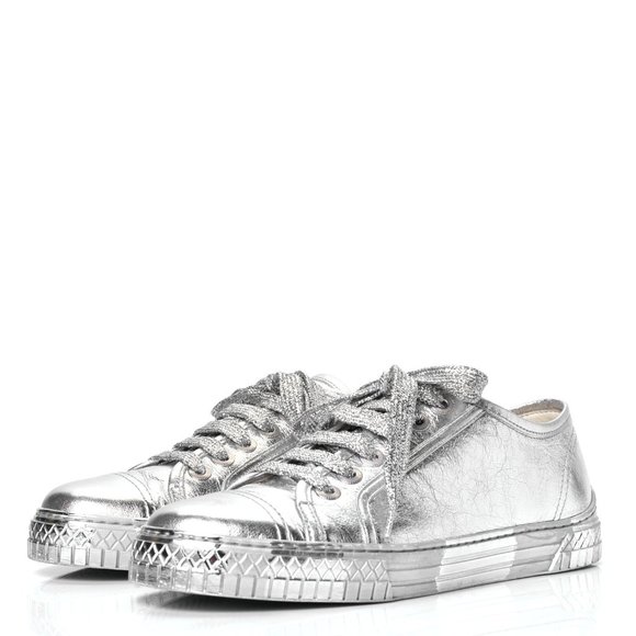 CHANEL Interlocking CC Logo Leather Sneakers Size 40.5 - Picture 1 of 6